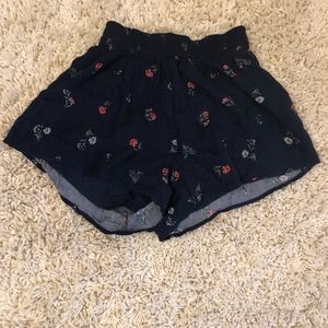 Hollister Flowy Shorts